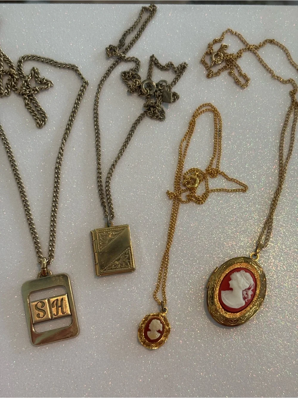 Lot of Vintage Necklaces